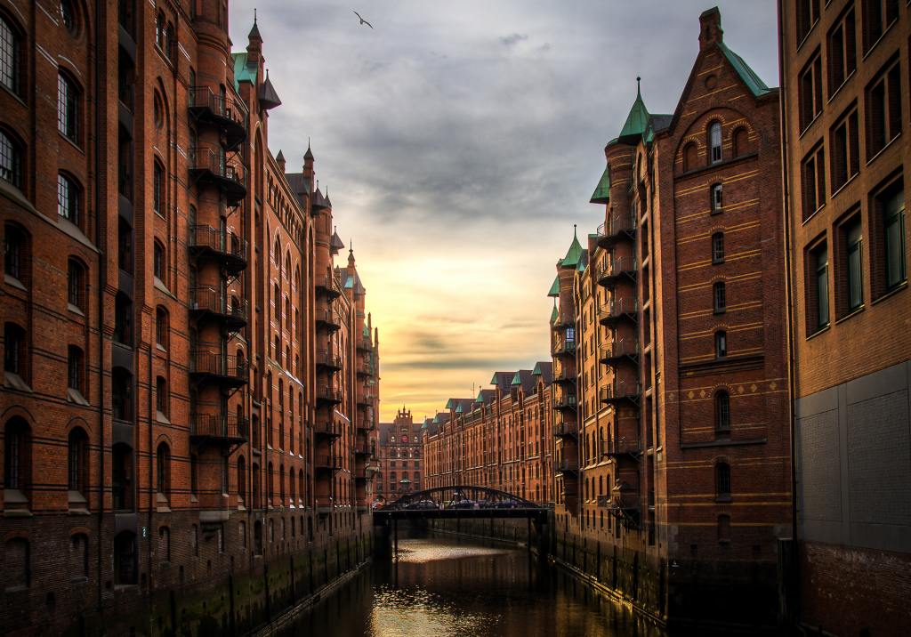 Foto del Distrito de Speicherstadt, Hamburgo, Alemania. La ciudad tiene el mayor PBI de Alemania.