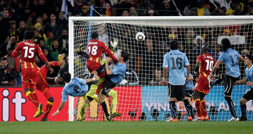 Foto de la mano de Suárez en el minuto 120 de Uruguay vs Ghana en cuartos de final del mundial 2010
