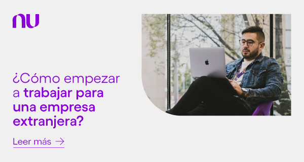 Fotografía de persona trabajando. ¿Cómo empezar a trabajar en otro país?