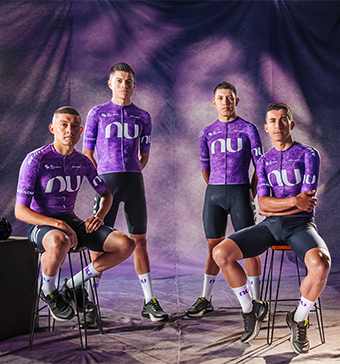 Fotografía del Equipo Nu de ciclismo
